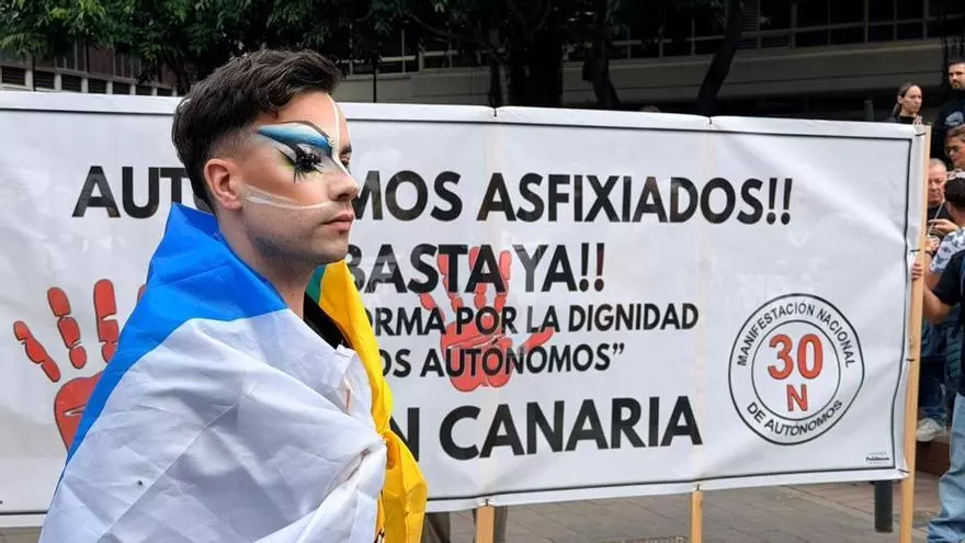 Autónomos canarios se manifiestan en Las Palmas de Gran Canaria