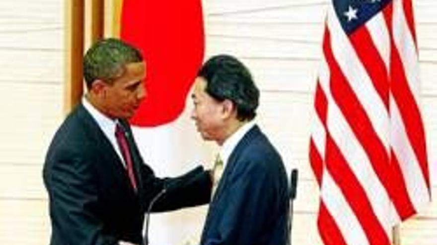 Obama promete en Japón evaluar el futuro de Okinawa