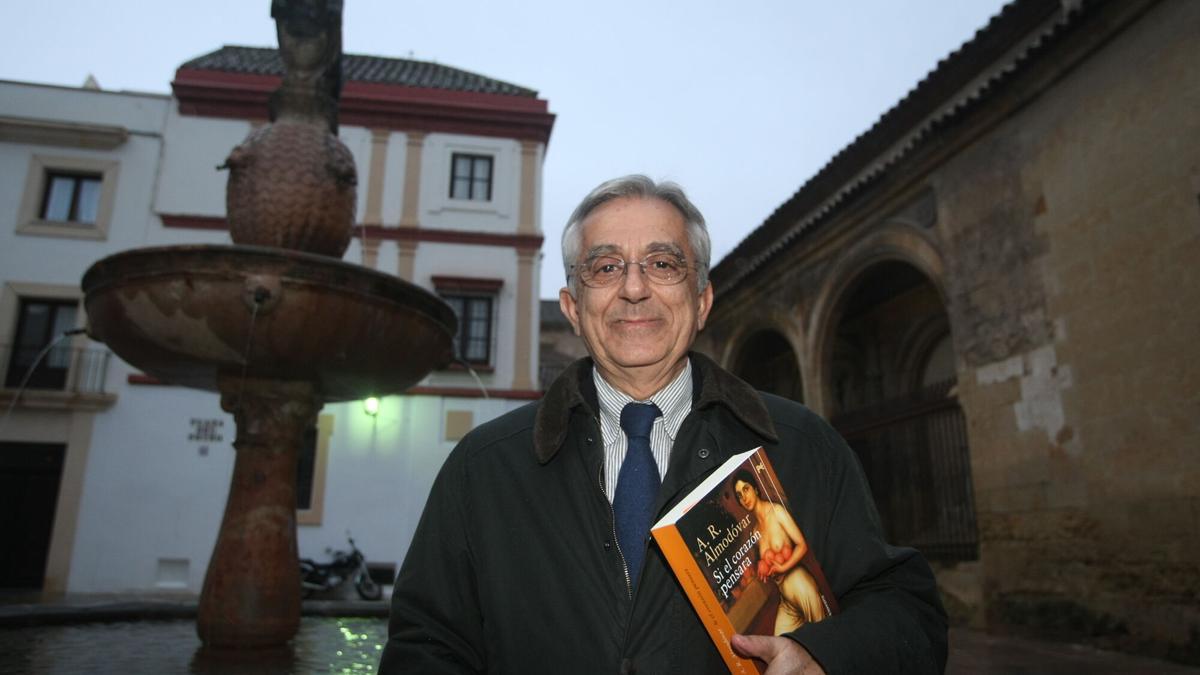 Antonio Rodríguez Almodóvar, en una visita a Córdoba.