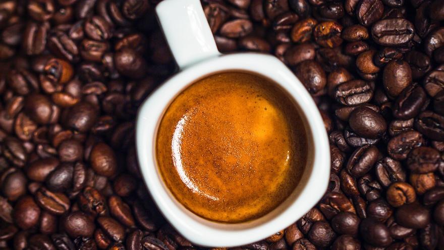 ALDI CAFETERA | La cafetera que ha revolucionado el panorama del café: de  cápsulas y portátil y se puede encontrar en Aldi