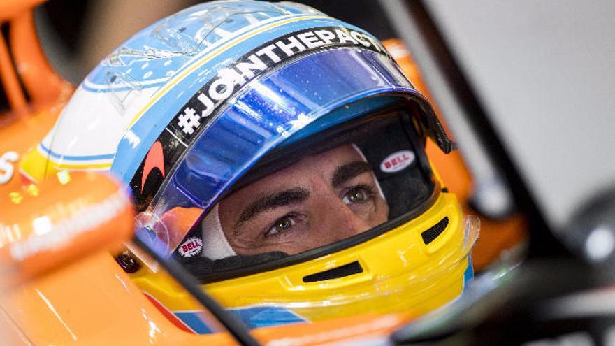 Alonso acaba duodécimo en Rusia, a 2,6 de Vettel, que domina el día