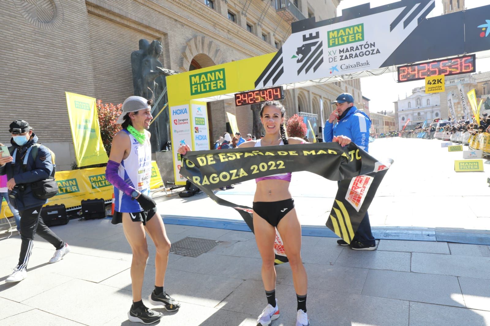 Fotos del maratón de Zaragoza 2022: Búscate en nuestras imágenes