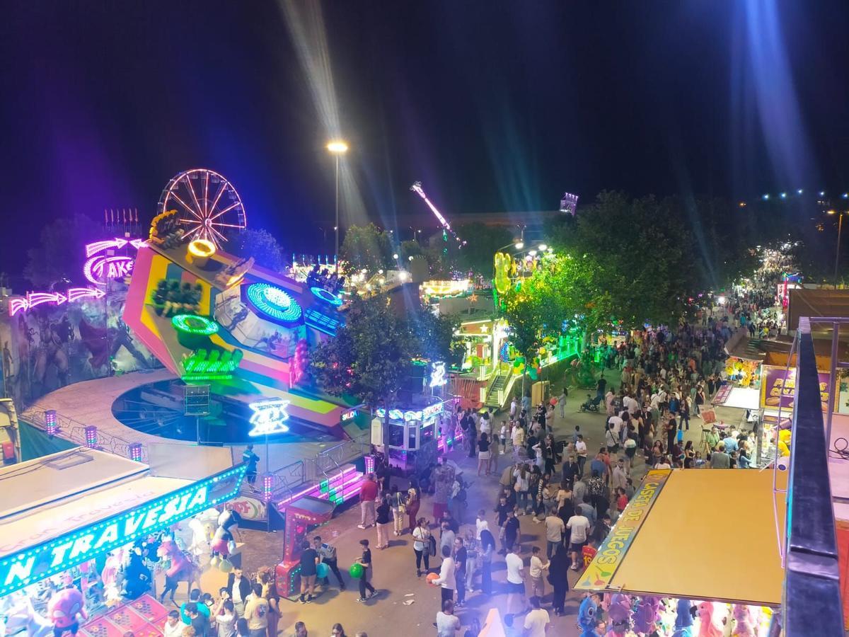 Condena por lesionar a un cliente de una caseta de la feria de Plasencia.