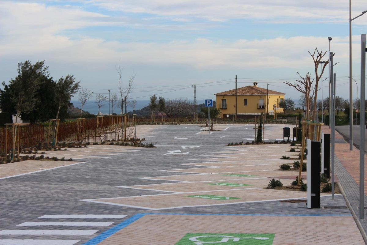 Estos aparcamientos permiten reducir el tráfico en el pueblo