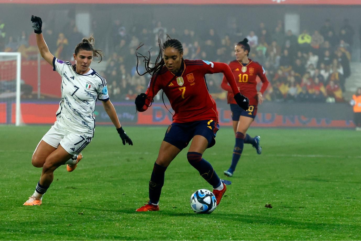 La afición se vuelca con las campeonas del mundo