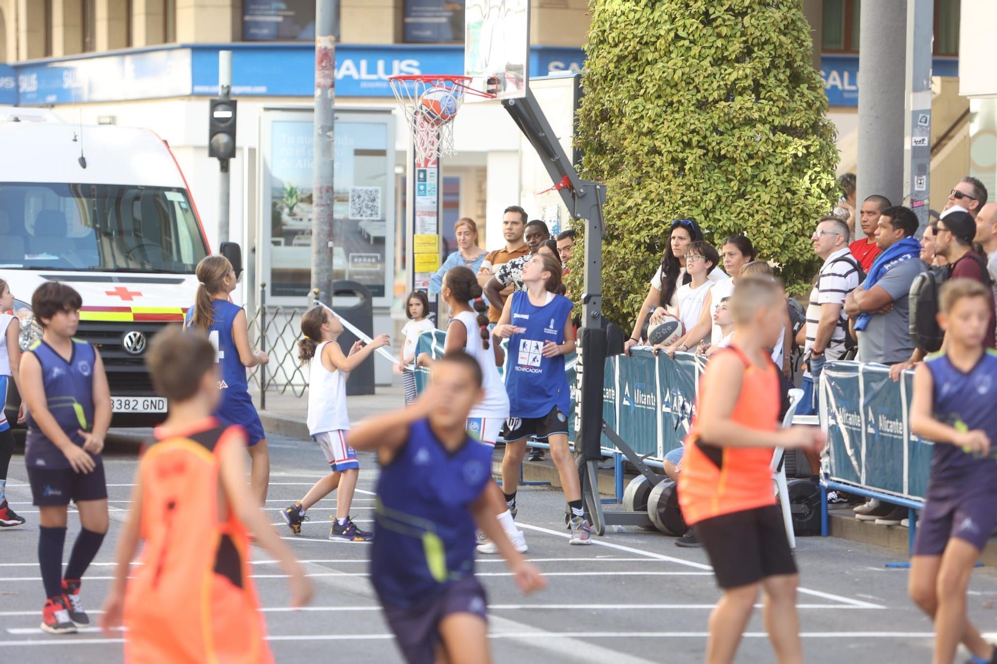 Evento del Torneo de Baloncesto en la avenida Maisonnave