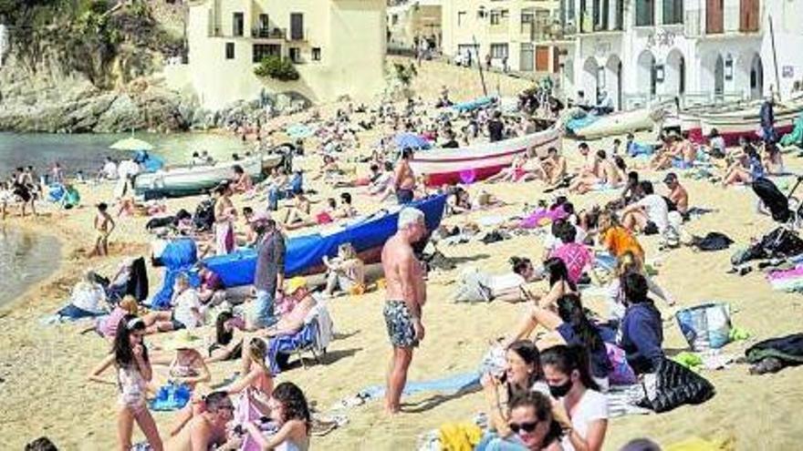 Una platja plena durant l&#039;estiu de l&#039;any passat