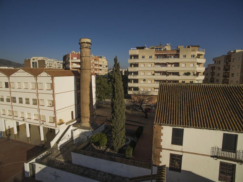 FÁBRICA DE AZÚCAR DE SAN JOSÉ, EN NERJA. 1864 Antigua propiedad de los Larios, hoy es un Instituto de Enseñanza Secundaria.