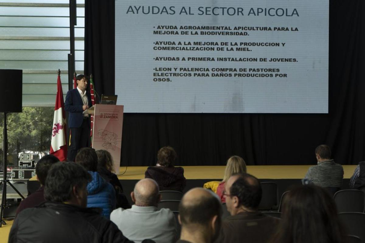 La feria de la miel, Meliza, afronta su tercera y última jornada
