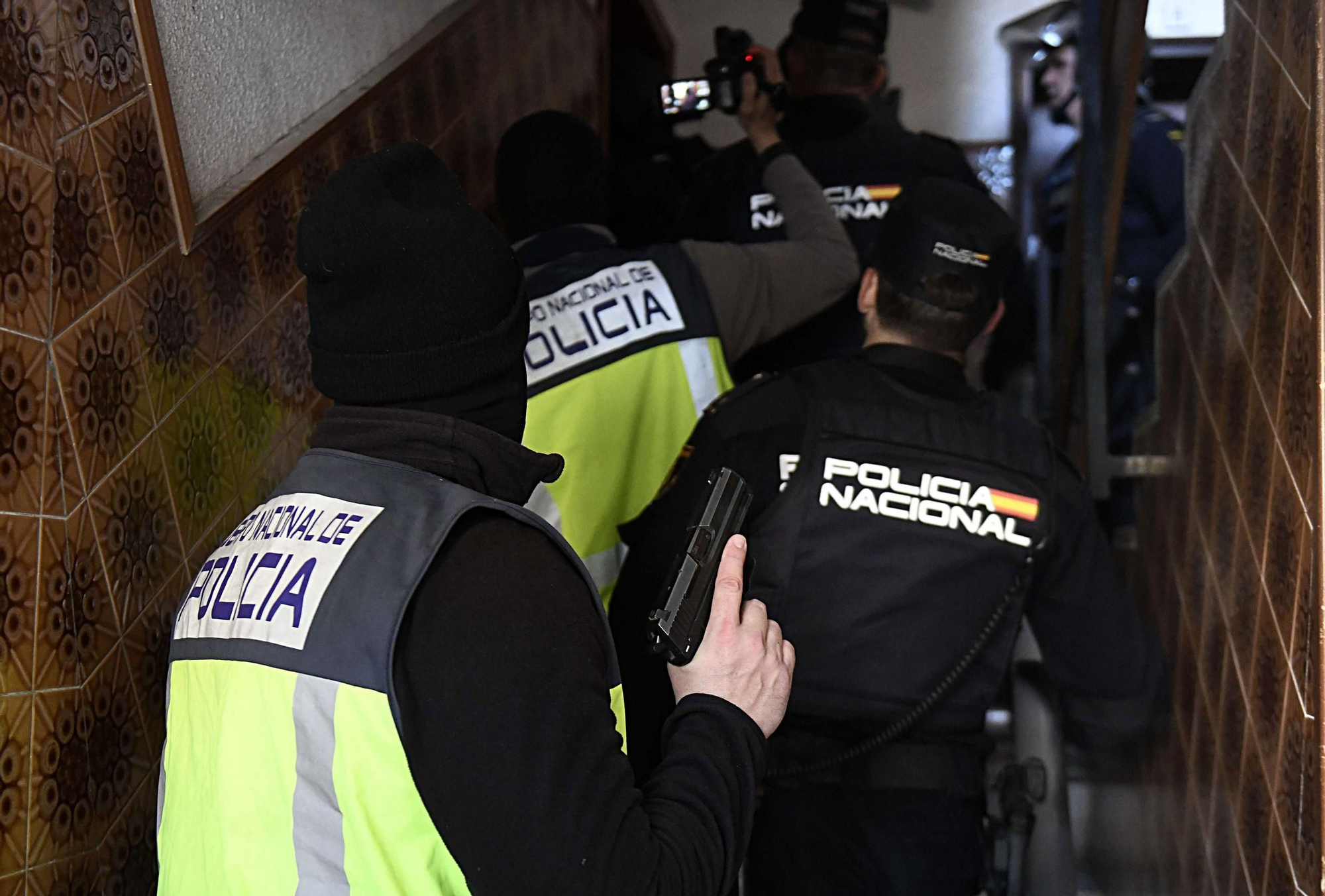 La redada contra el narcotráfico en el Polígono de La Paz, en imágenes