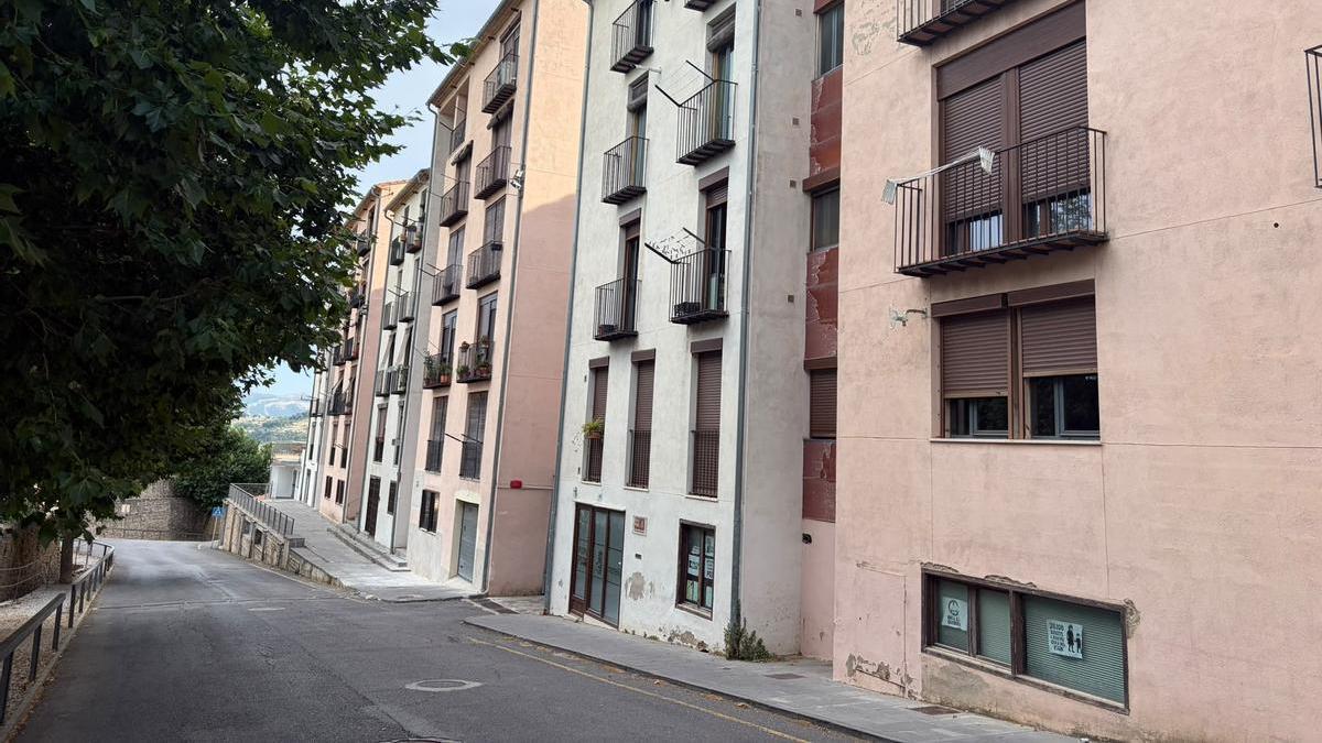 Imagen del complejo urbanístico del Tint, en Morella, foco de las confrontaciones políticas en el municipio.