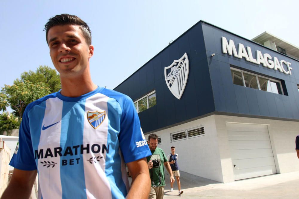 El delantero canario llega a La Rosaleda para acabar con la falta del gol del equipo en los últimos encuentros de preparación