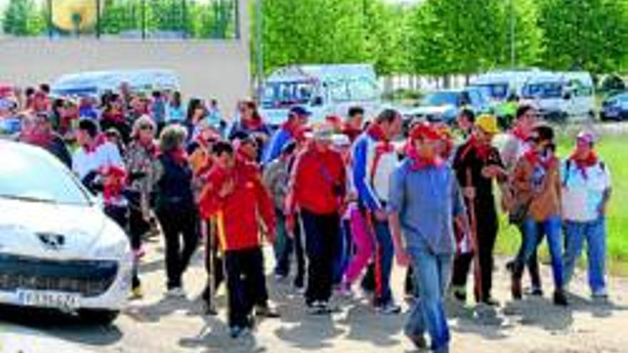 Sesenta carrozas se inscriben para la romería de San Marcos de Almendralejo