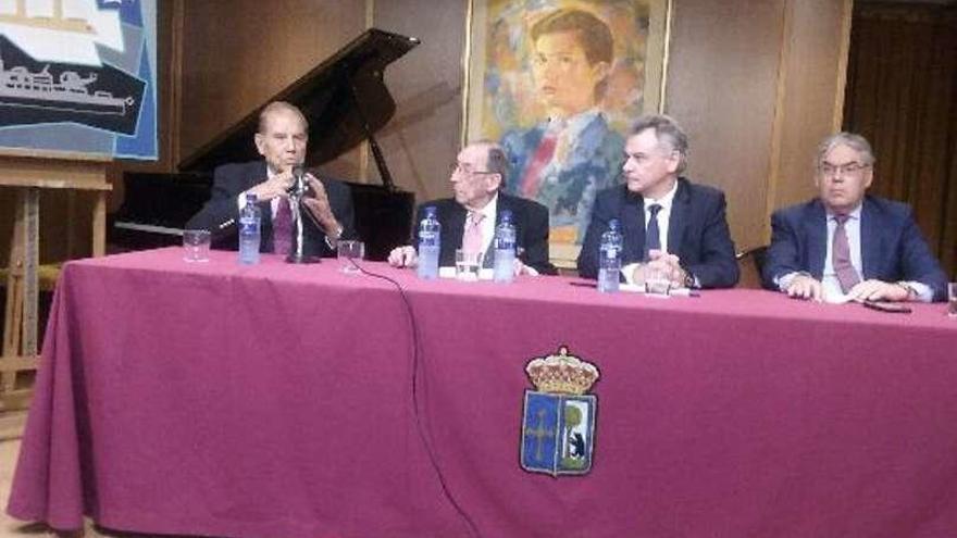 El Centro Asturiano de Madrid rinde homenaje al pintor Paul Costeau