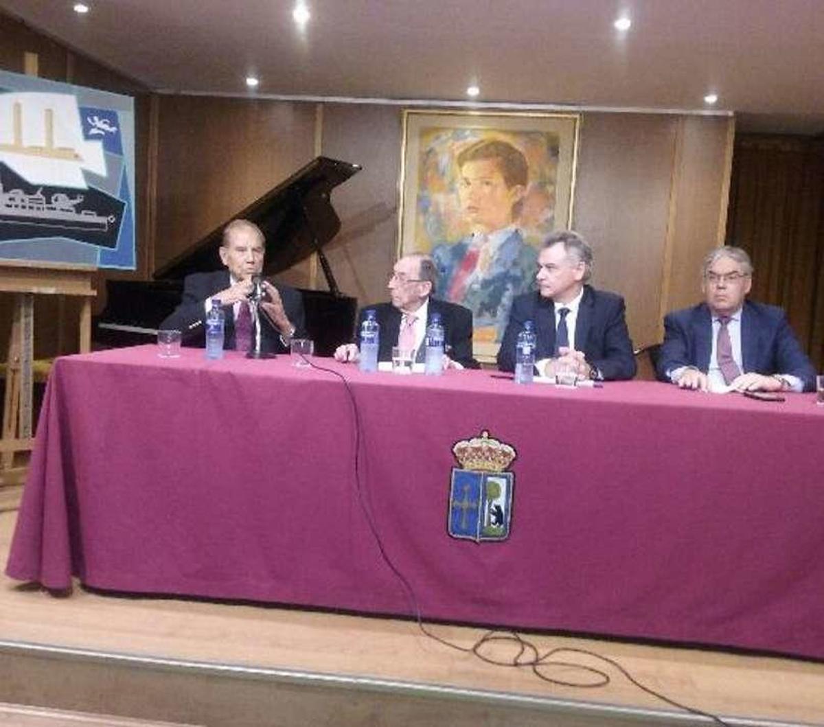 El Centro Asturiano de Madrid rinde homenaje al pintor Paul Costeau