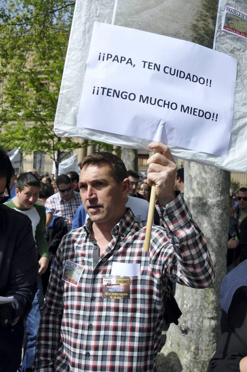 Fotogalería de la protesta de los afectados por las riadas