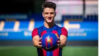 Oficial: Pau Víctor llega al Barça Atlètic cedido por el Girona