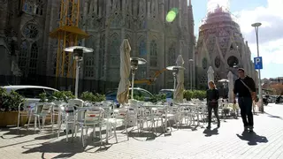 Una de cada tres terrazas inspeccionadas en la Sagrada Família, fuera de normativa