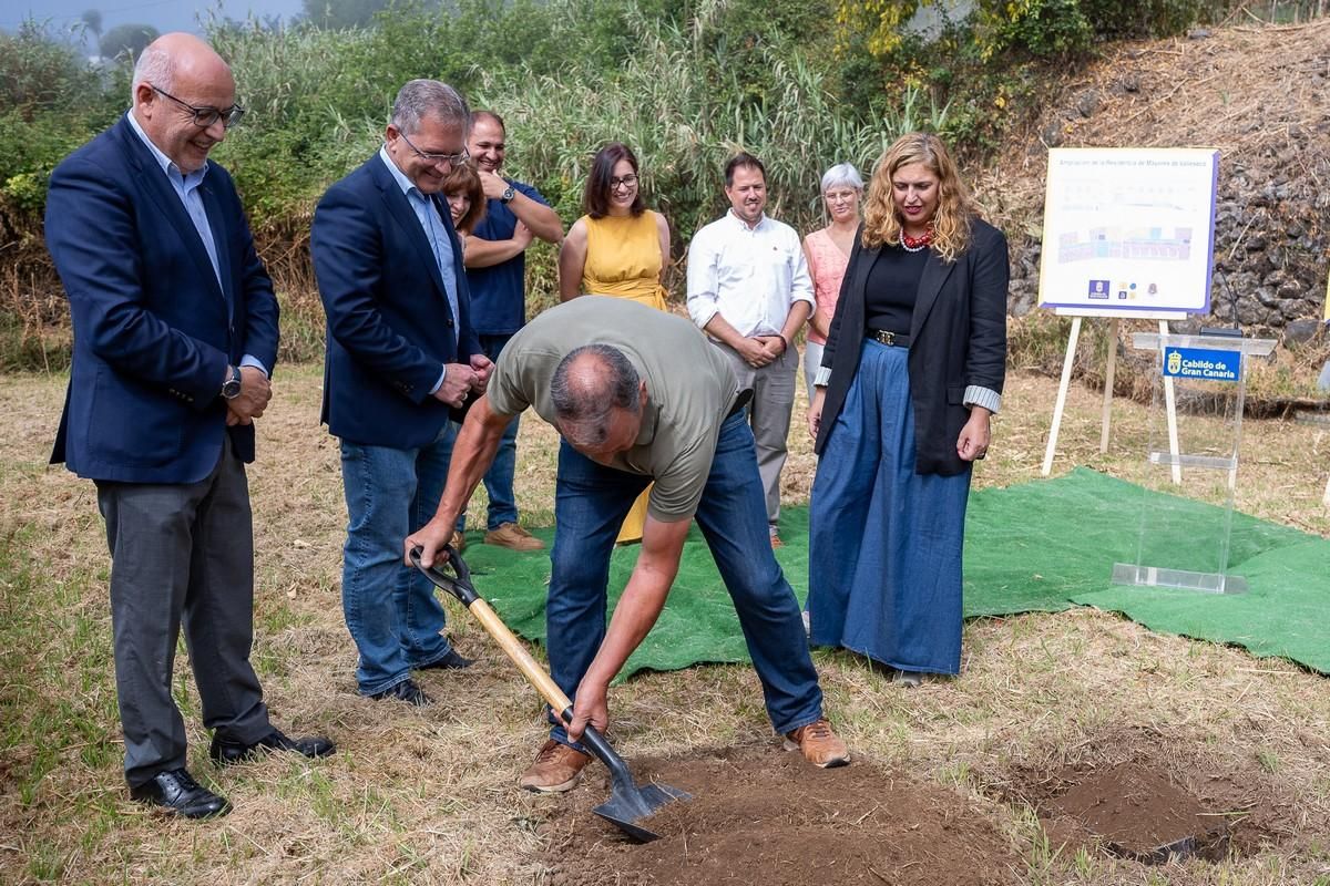 Colocación de la primera piedra de la ampliación de la Residencia de Mayores de Valleseco