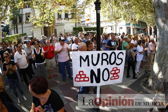 Protesta ante la Delegación del Gobierno por el So