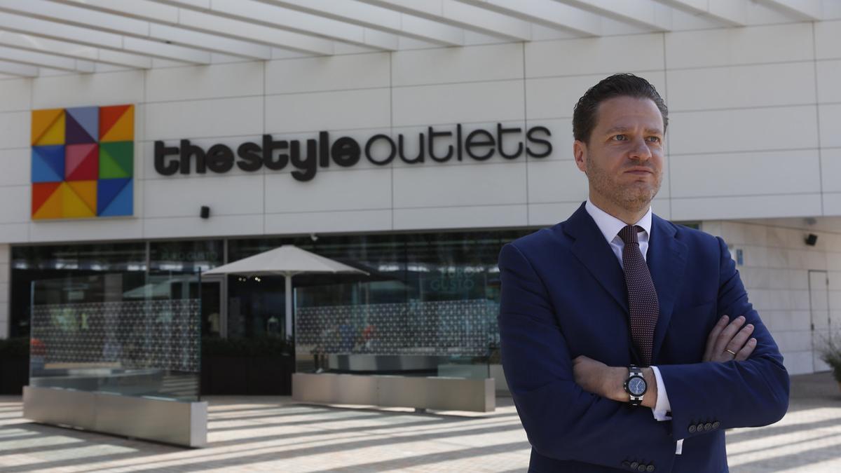 Eduardo Ceballos, director de Neinver en España, centro que gestiona Viladecans The Style Outlets.