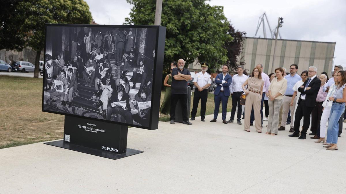 La presentación de la exposición en Naval Azul