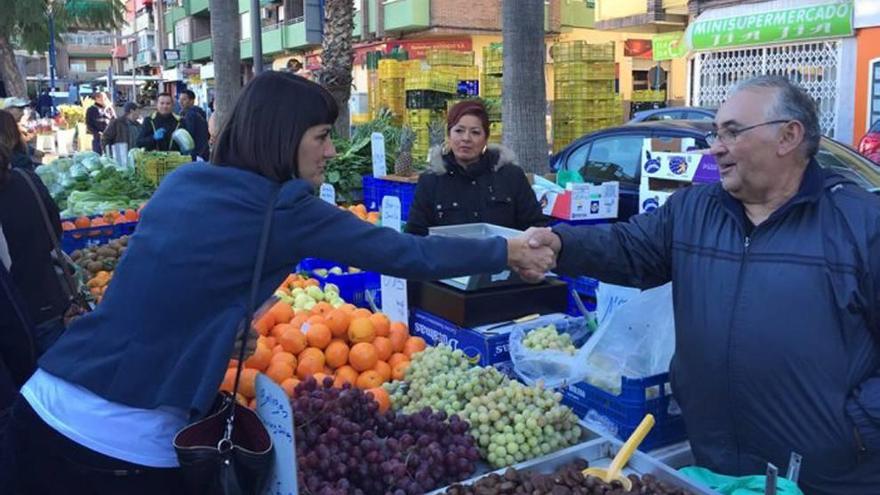 María González reivindica a los jóvenes emigrados en Molina