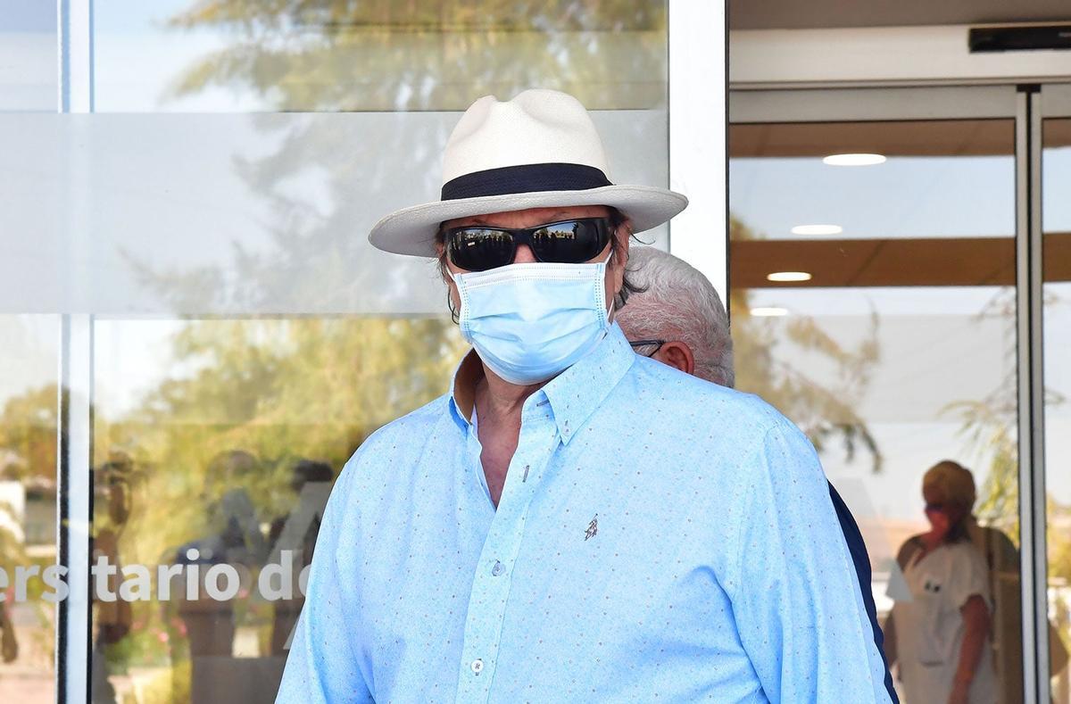 Kelly Mor advierte a Amador Mohedano tras el acto de conciliación: "Vamos a  formular la querella y voy a pedir que Rosa Benito sea testigo en el juicio"