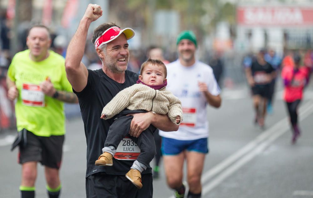 Las mejores imágenes de la 30 edición de la Media Maratón de Santa Pola