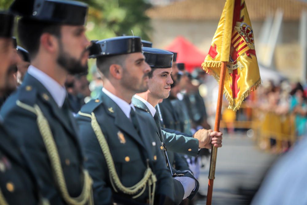 La Guardia Civil recibe un homenaje en Torrevieja