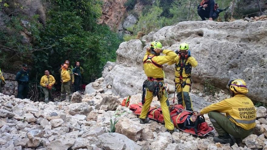 Rescatan a un montañero herido en Millares