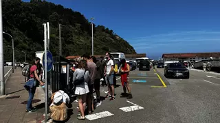 Cudillero activa el aparcamiento de pago en las playas más visitadas y en el puerto de la villa: estas son las tarifas