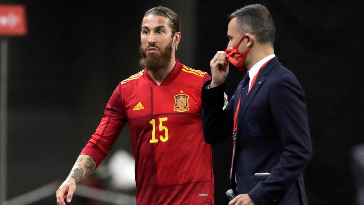 Sergio Ramos en un partido con la Selección