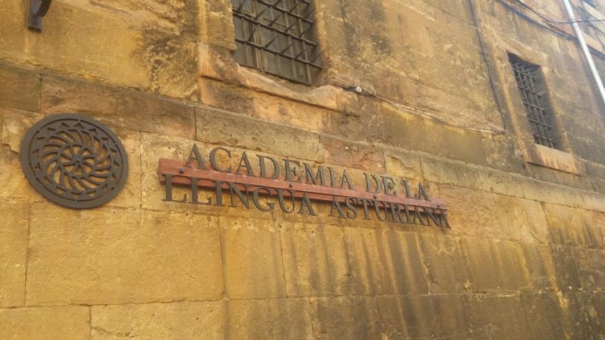 L&#039;Academia de la Llingua va remociar la so sede nel archivu de les Pelayes