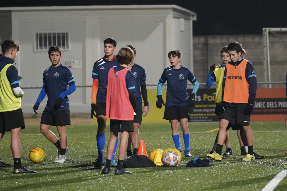 El futbol base del Bescanó va tornar a entrenar-se al camp municipal
