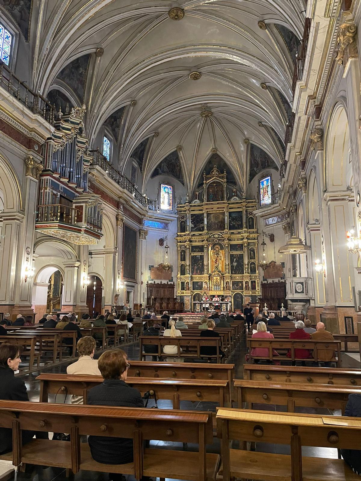 La Basílica de Sant Jaume ha albergado esta mañana la celebración.