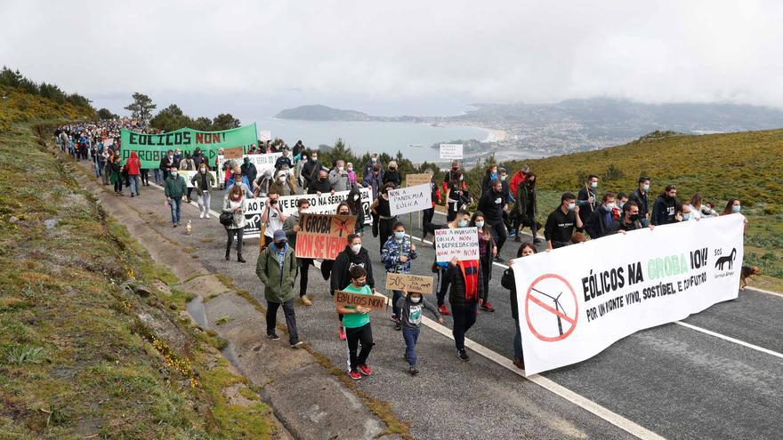 Marcha contra los parques eólicos en A Groba