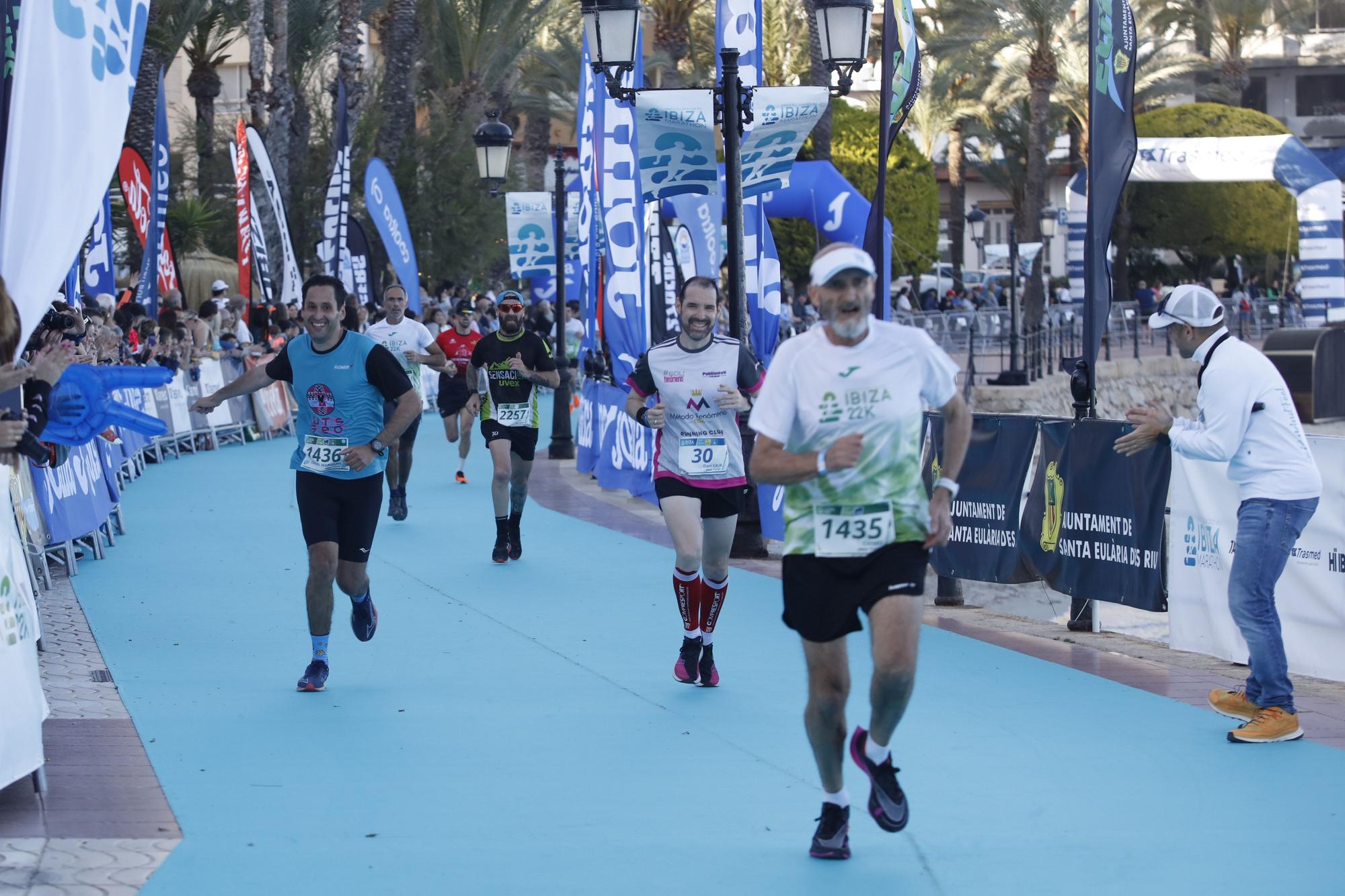 Búscate en nuestra galería de fotos del Santa Eulària Ibiza Marathon