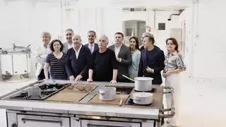 Ferrán Adrià, de la antigua cocina de La Laboral de Gijón: "Es una maravilla, de las más grandes de España"