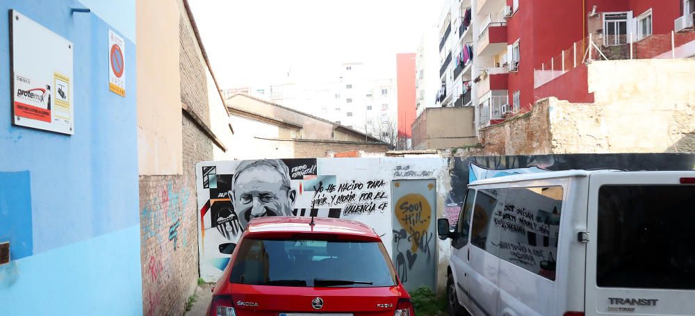 El nuevo mural a Españeta en las calles de València