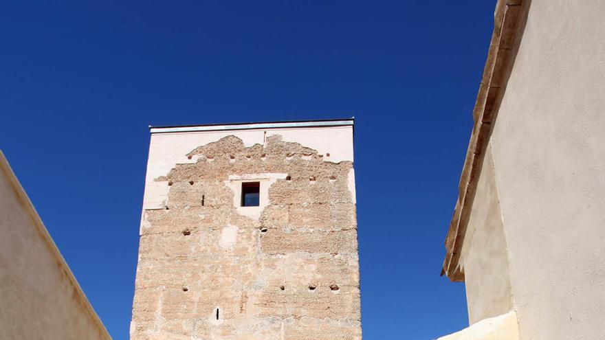 La Torre de Almudaina celebra mañana una jornada de puertas abiertas