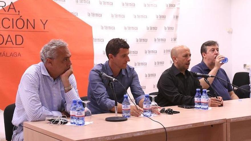 Javi Gracia, Mario Husillos y Santiago Segurola, junto al moderador Luis Alegre, en la Térmica.