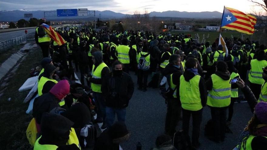 La Guardia Civil detiene a una miembro de los CDR por coordinar las protestas de Semana Santa