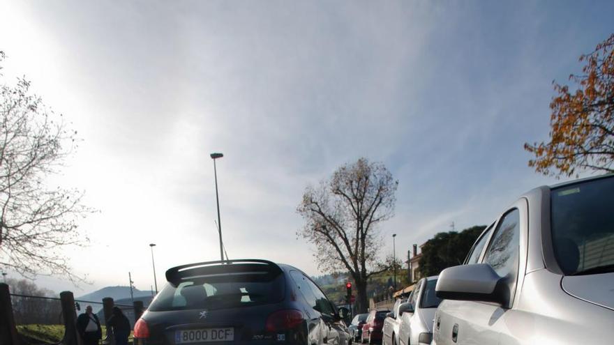 Algunos de los coches dañados el pasado mes de noviembre en Versalles.