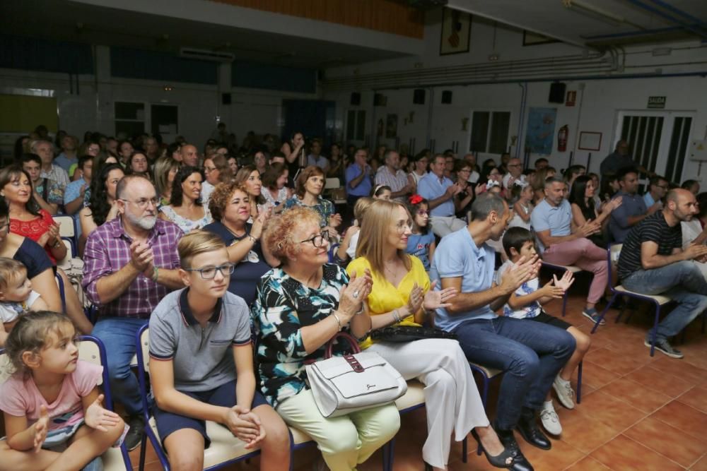 El Colegio Público Cuba renueva su biblioteca bajo el nombre de "Cecilio Gallego", padre de alumno e impulsor de las actividades del centro en sus inicios