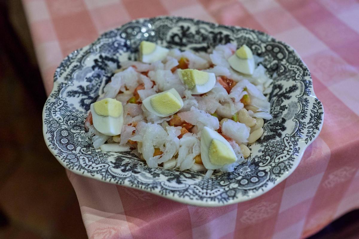 Empedrat, un dels plats insígnia de l'Hostal de la Granota.