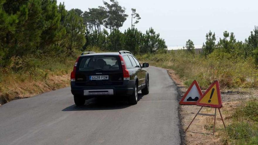 Badén instalado en la zona de Niño do Corvo de A Illa. // Noé Parga