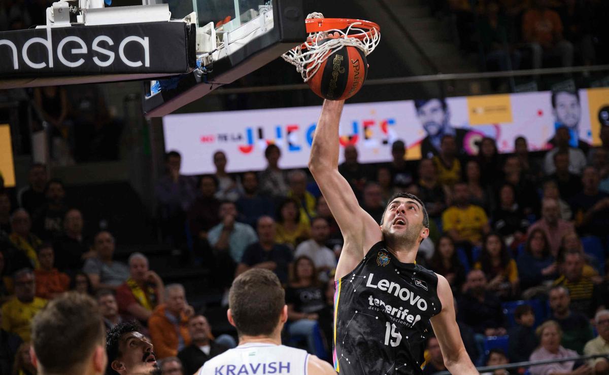 Gio Shermadini volverá a ser determinante en el juego ofensivo y defensivo del Canarias
