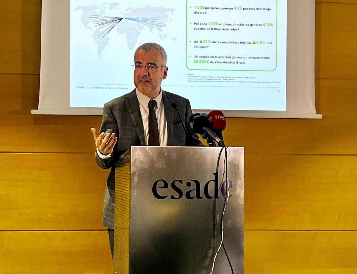 El presidente y consejero delegado de Aena, Maurici Lucena, interviene en los Matins Esade.