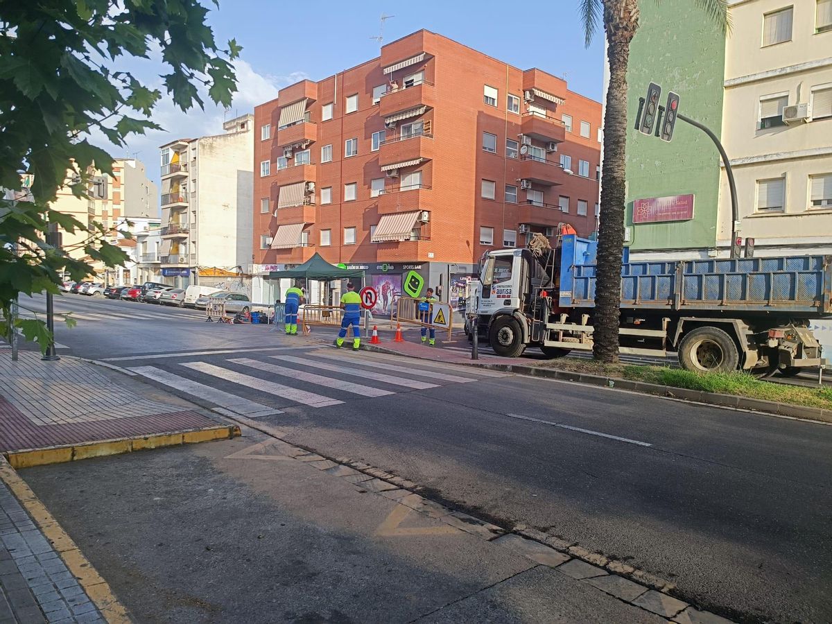 Zona afectada por el reventón de la tubería.